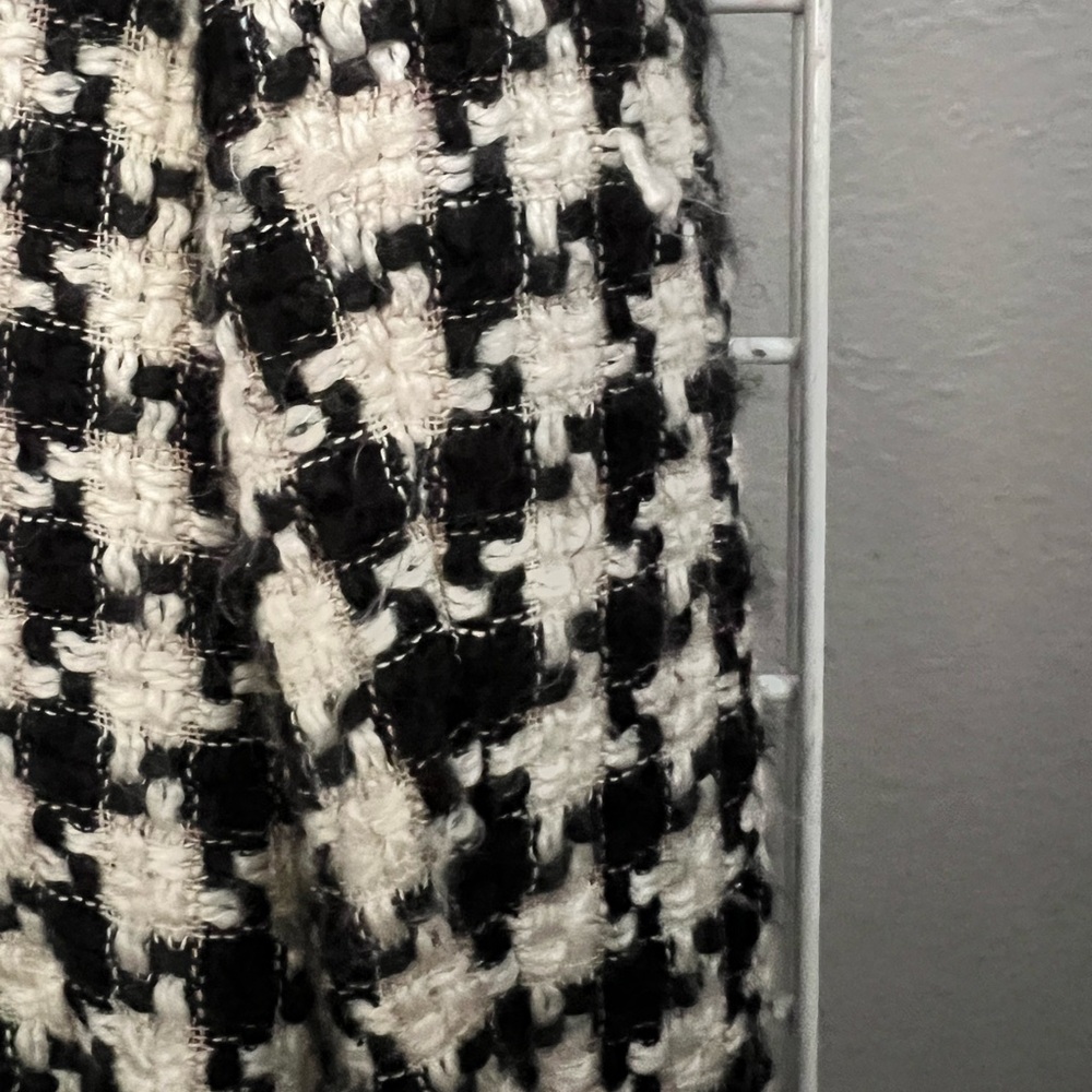 ECI Houndstooth Wool Blazer Pearl Embellished - Picture 8 of 13